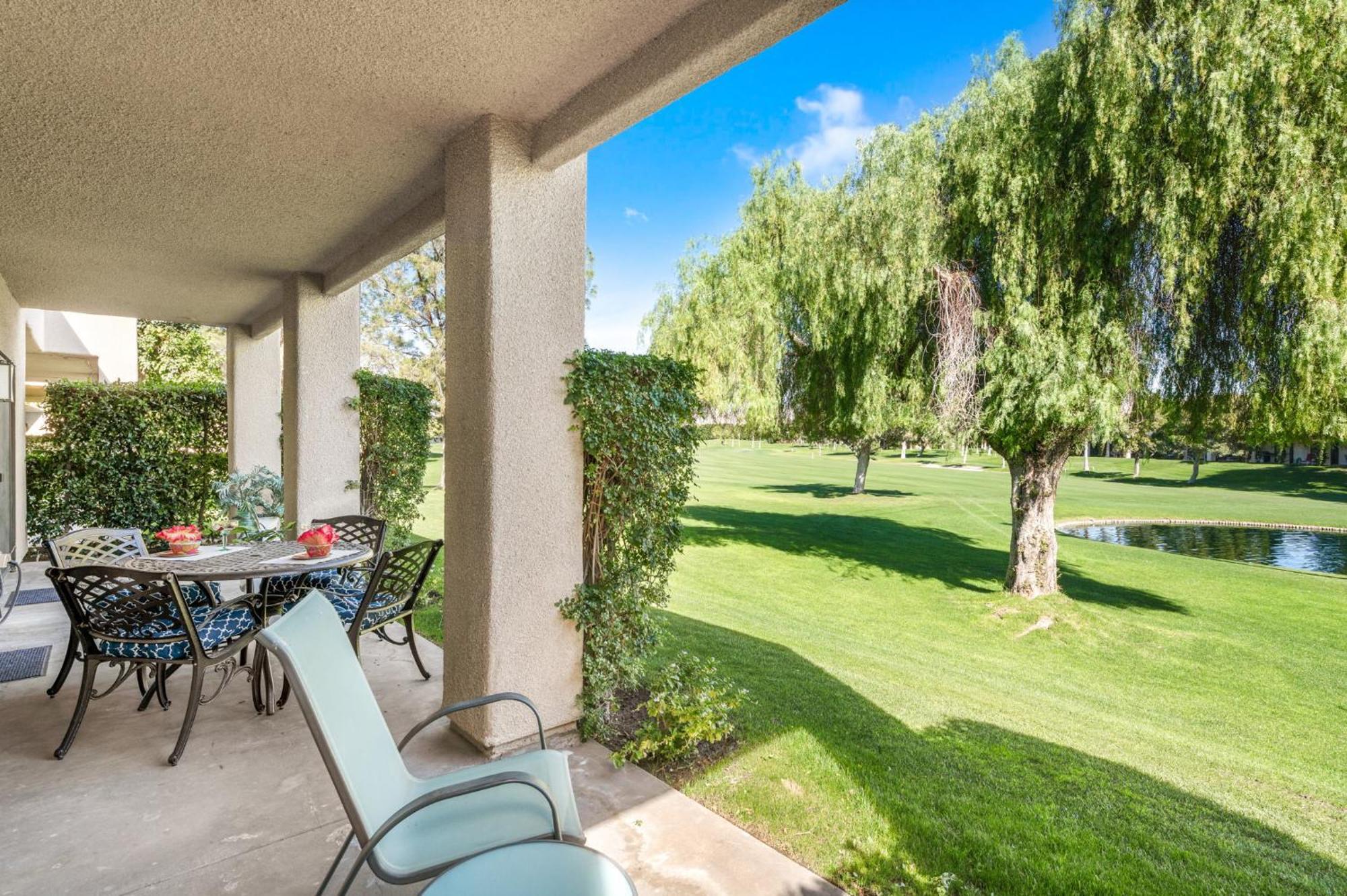 Villa Midnights At The Oasis Cathedral City Exterior foto